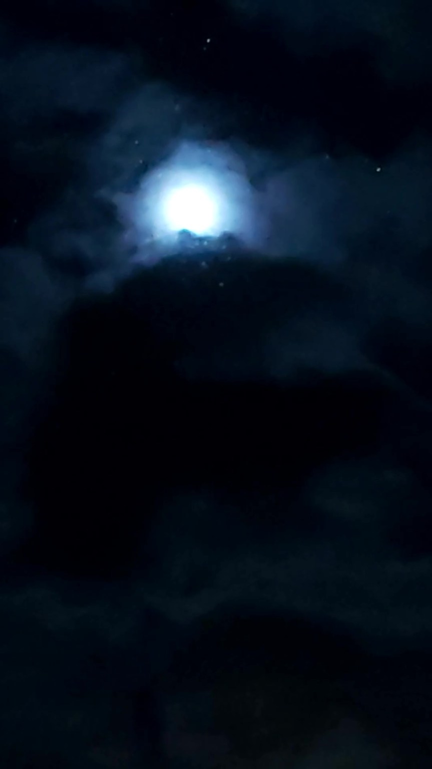 mondinam09.02.20_Moment2